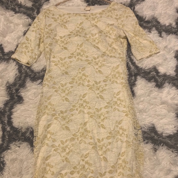 3/$20 White lace dress with hints of gold - Picture 2 of 5
